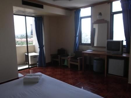 SR Hotel Surat Thani Zimmer foto
