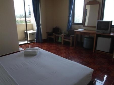 SR Hotel Surat Thani Zimmer foto